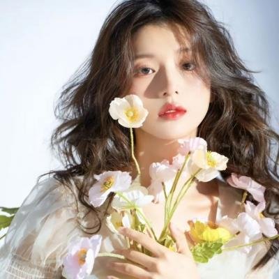 向下扭曲